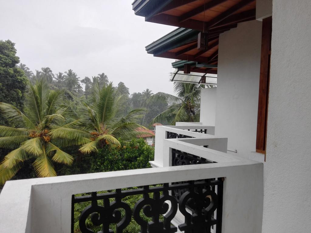 Vista Liyya Residence Kandy Exterior foto