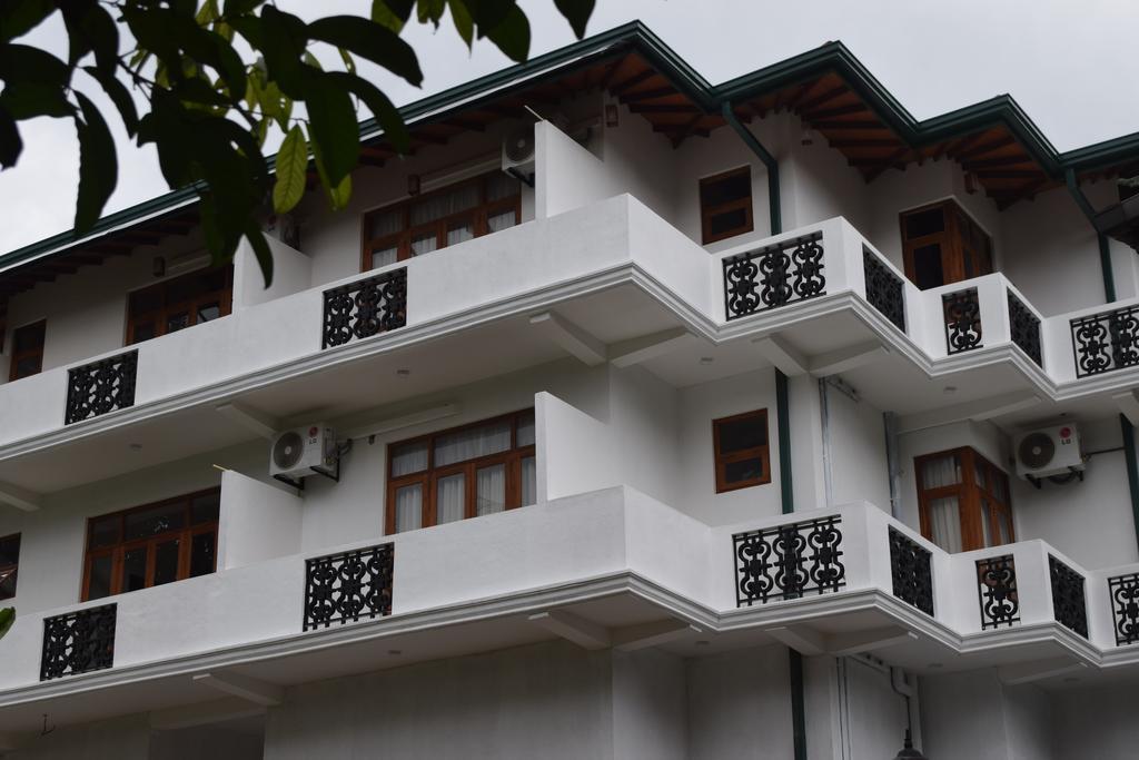Vista Liyya Residence Kandy Exterior foto