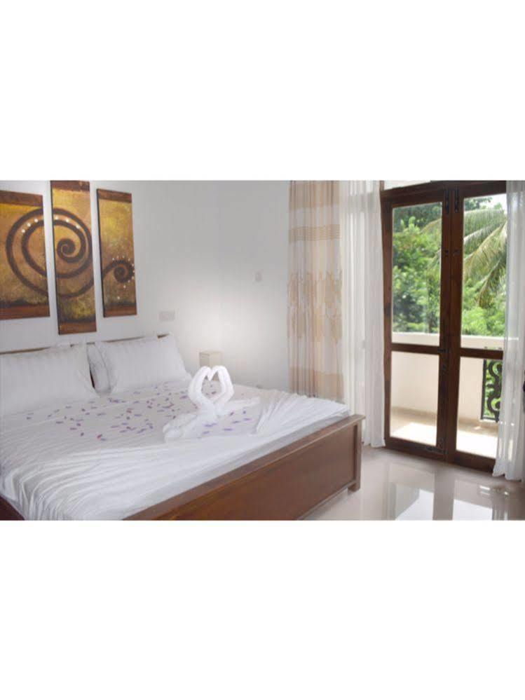 Vista Liyya Residence Kandy Exterior foto